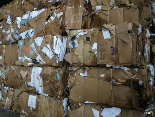 限制进口类可用作原料的固体废物目录，废纸也包含其中
