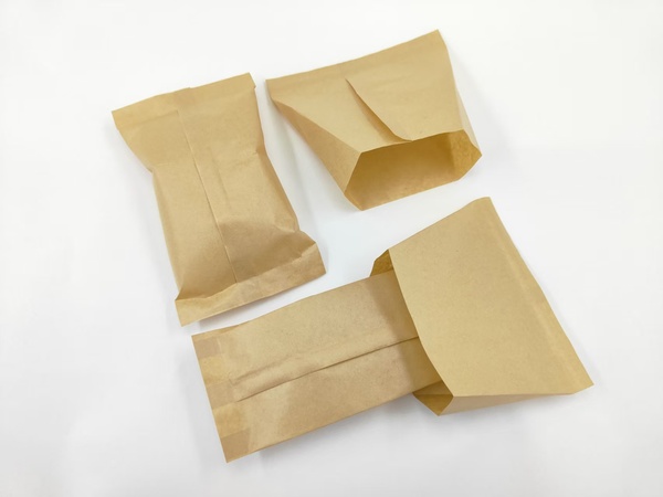 无塑涂层牛皮纸热封的袋子 (2).jpg